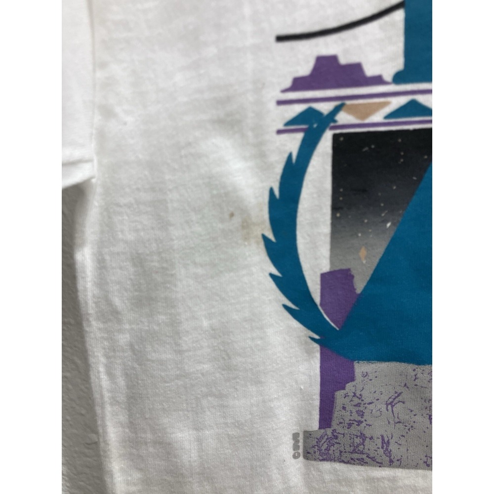 Vintage Deadstock 90s Hanes Beefy Shirt Southwestern Coyote Moon White Small - Picture 4 of 15
